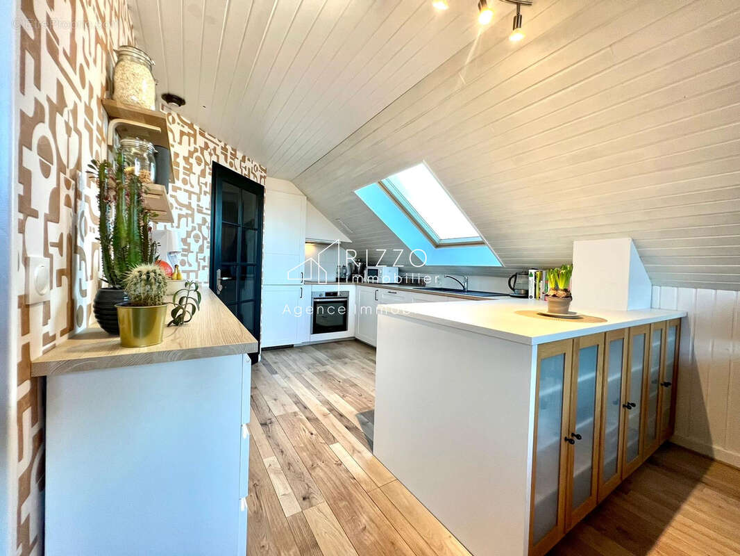 Appartement à SEYNOD