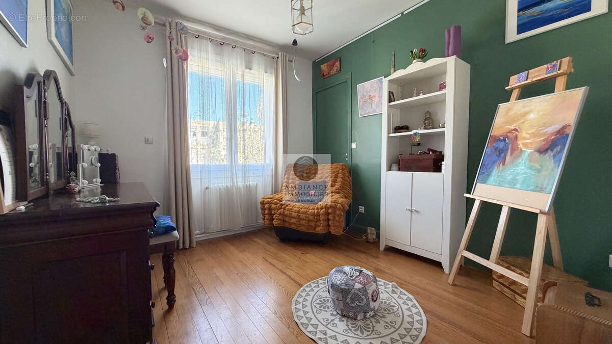 Maison à GUILHERAND-GRANGES