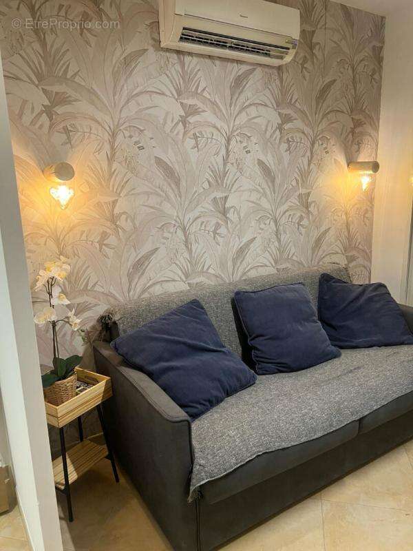 Appartement à CARRY-LE-ROUET