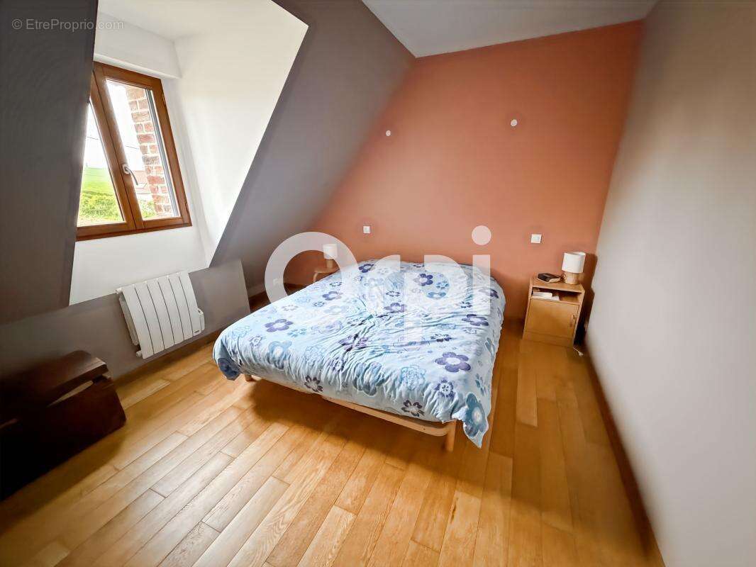 Maison à HENNEVEUX