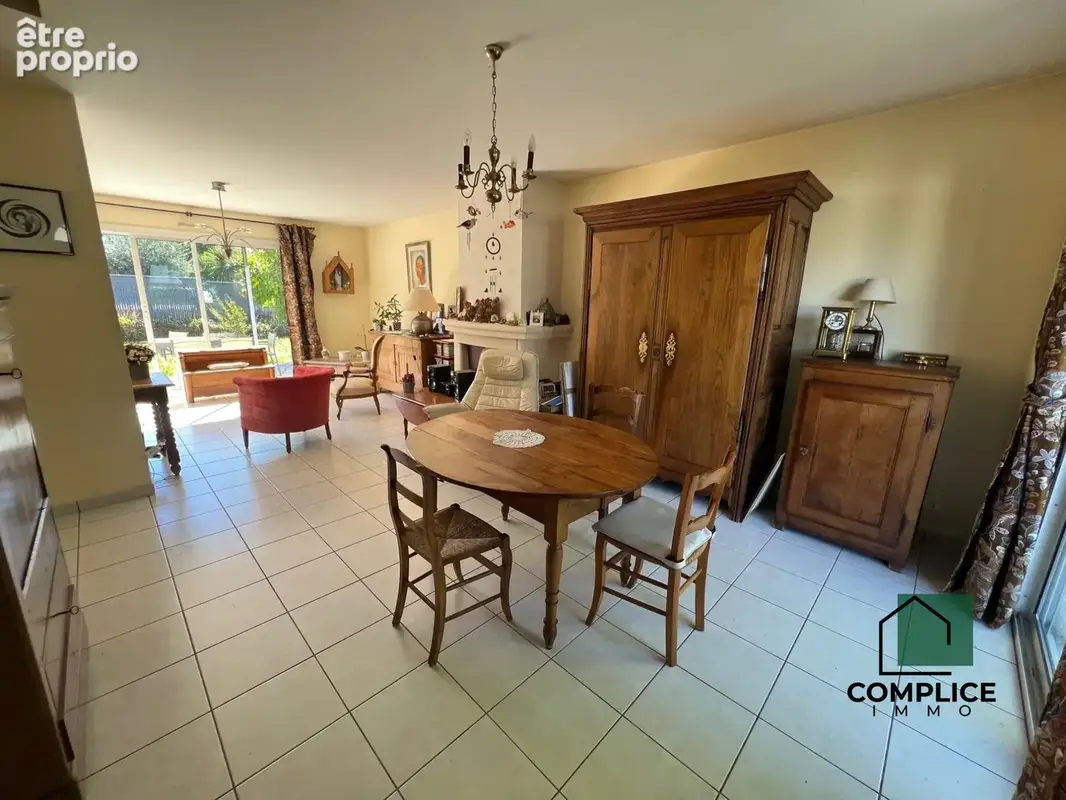 Maison 7 pièces 104 m² à vendre à Saint-Etienne-De-Montluc (44360) - photo 5