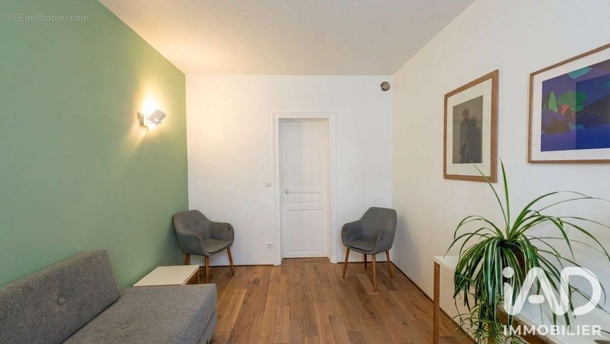 Appartement 27 m² à Saint-Denis  - photo 2