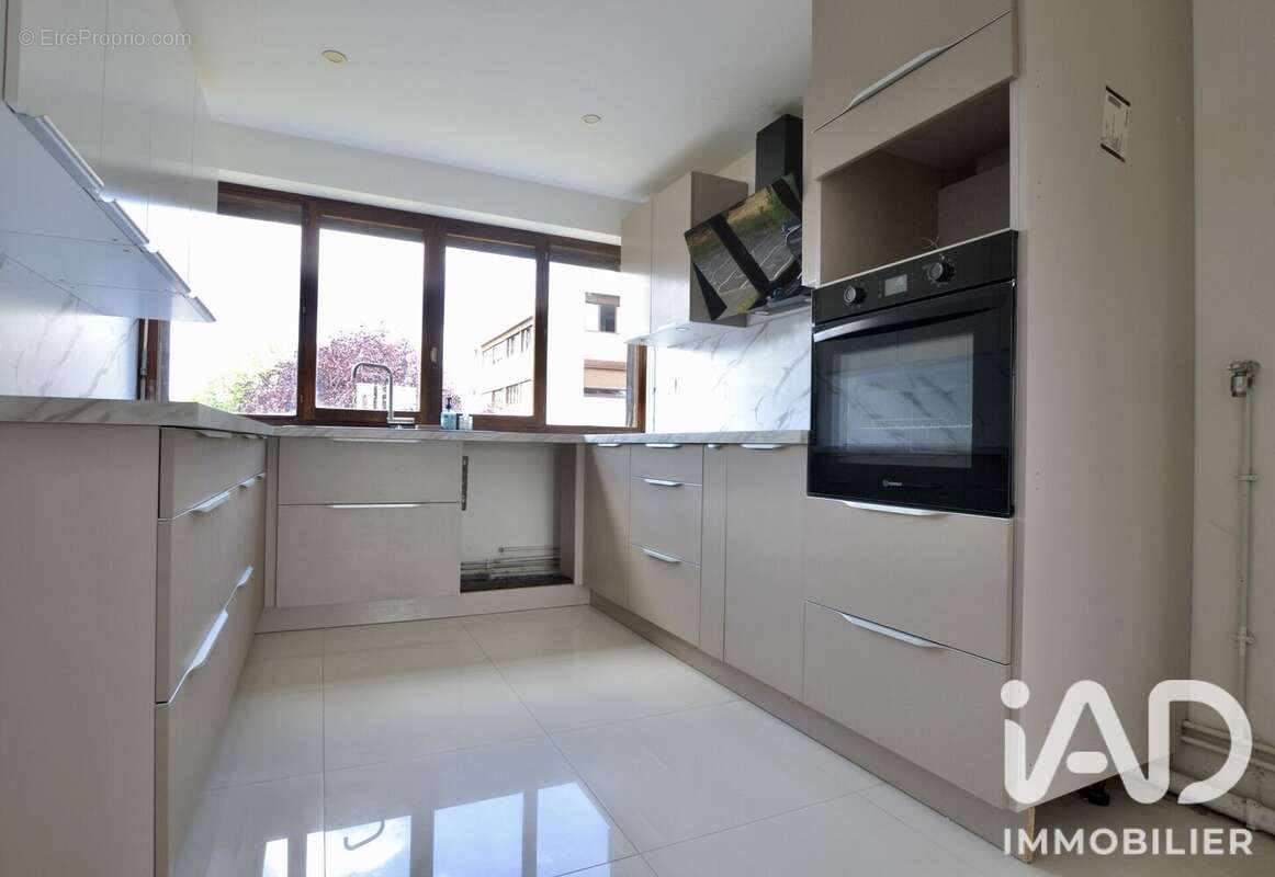 Photo 9 - Appartement à NOISY-LE-ROI