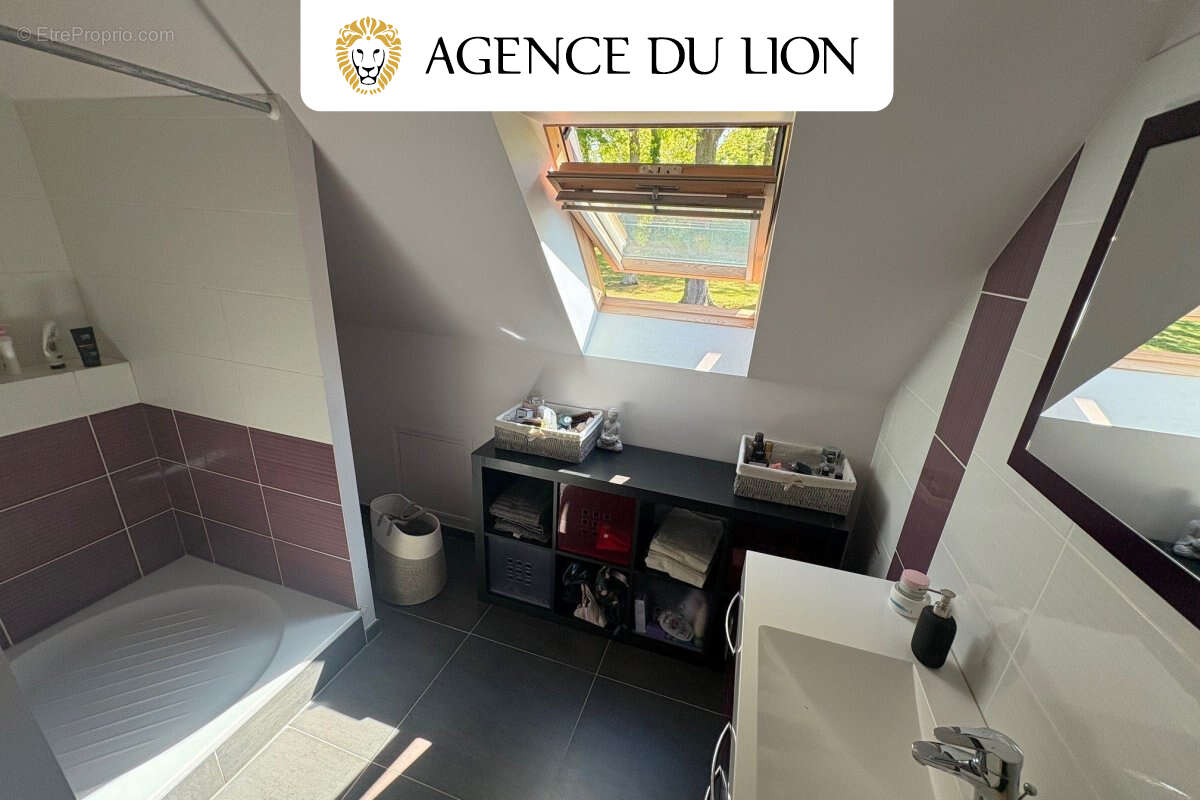 Maison à SAINTE-GEMME-MORONVAL