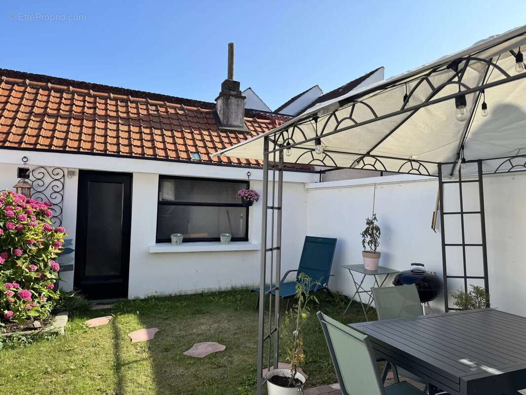 Maison 160 m² à Calais  - photo 8