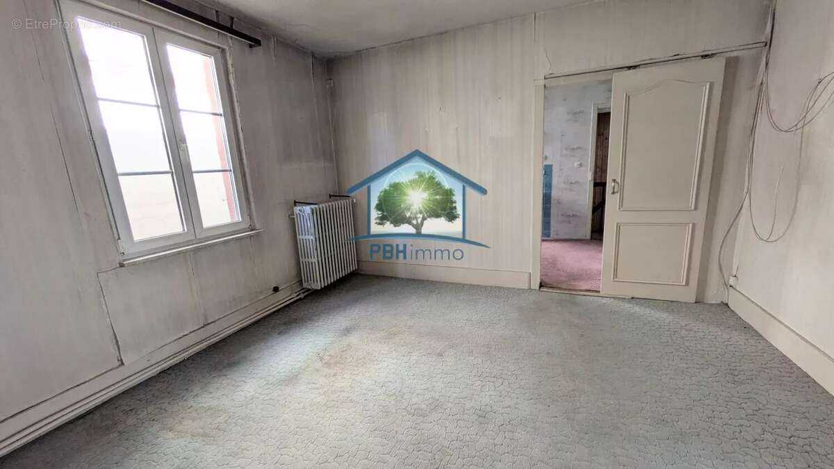 BOUXWILLER (67) - Immeuble avec 2 Appartements et Petit Maison sur 2.97 ares - photo 12