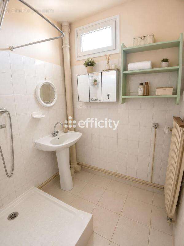 Appartement à SORGUES