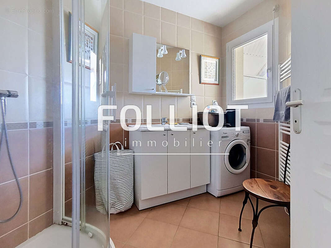 Appartement 3 pièces à vendre à Jullouville - Accès direct plage - photo 8
