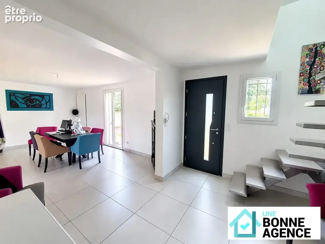 Maison 5 pièces 164 m² à vendre à Saint-Pryve-Saint-Mesmin (45750) - photo 3