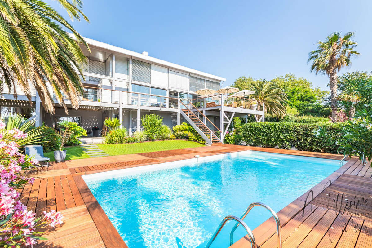 Maison 306 m² à Biarritz  - photo 2