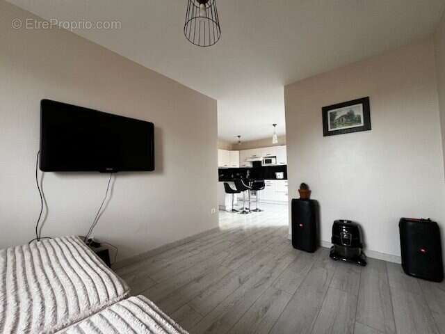 Appartement à VERT-SAINT-DENIS