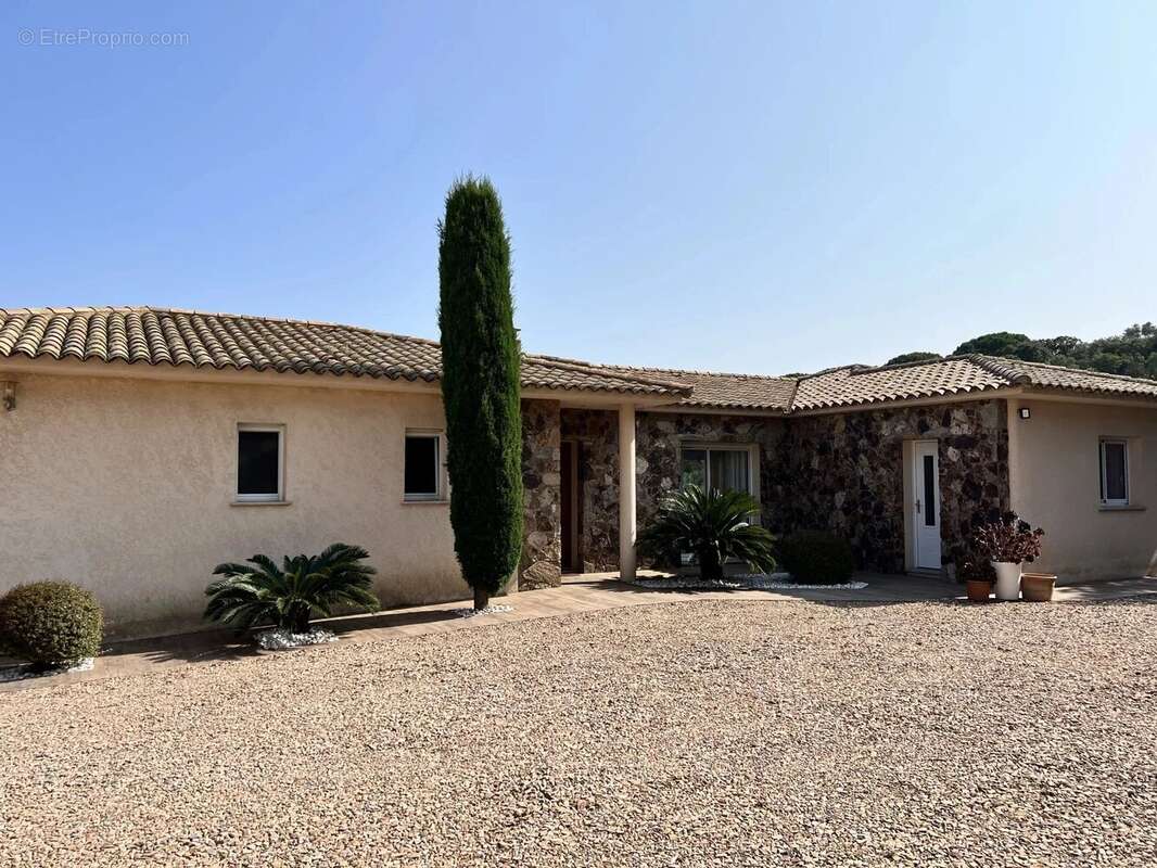 Maison à PORTO-VECCHIO