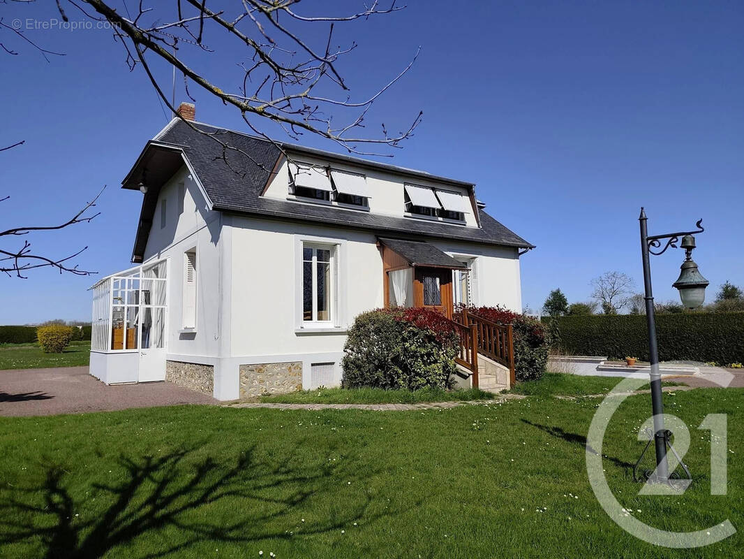 Maison à BERNAY