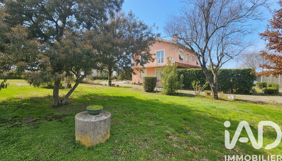 Photo 3 - Maison à SAVERDUN
