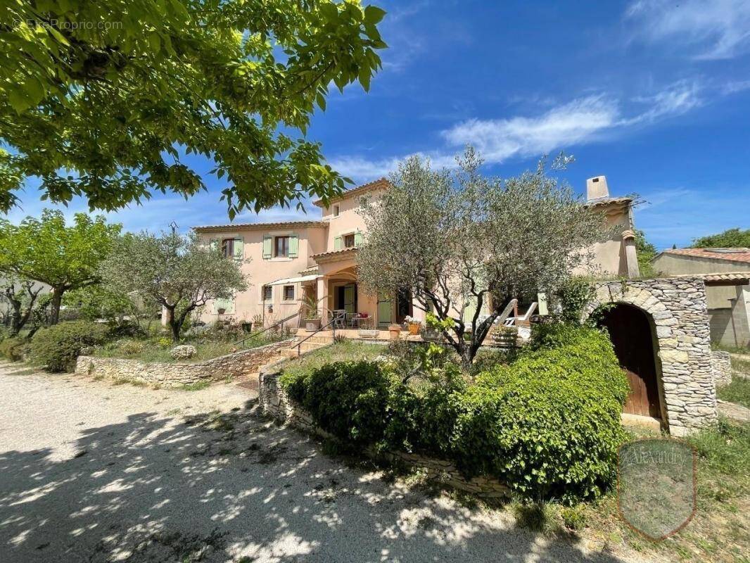 Maison à TAVEL