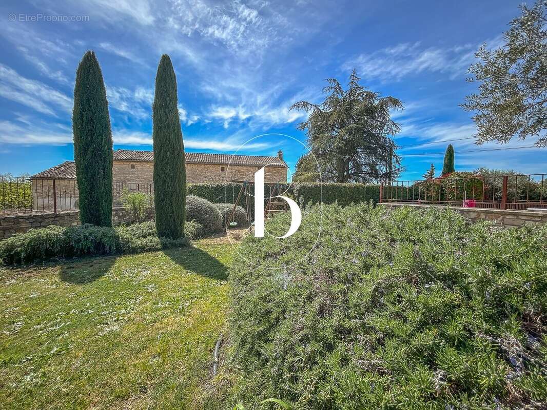 Maison à ORGNAC-L'AVEN