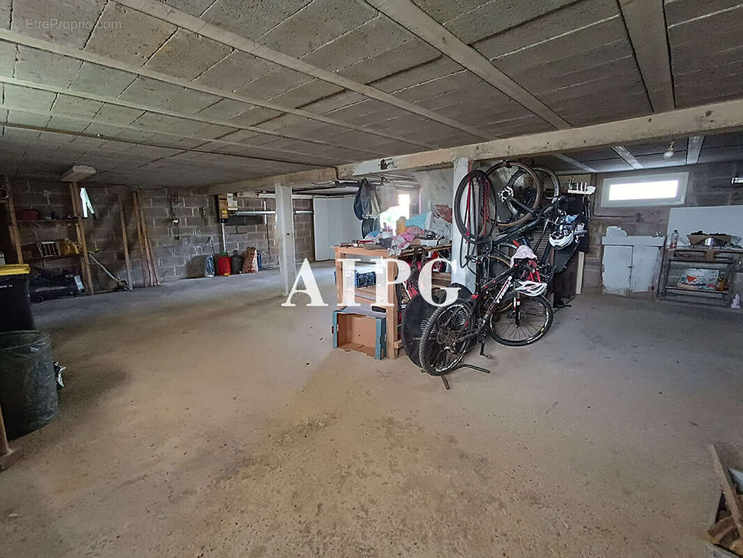 Maison à MUR-DE-BRETAGNE