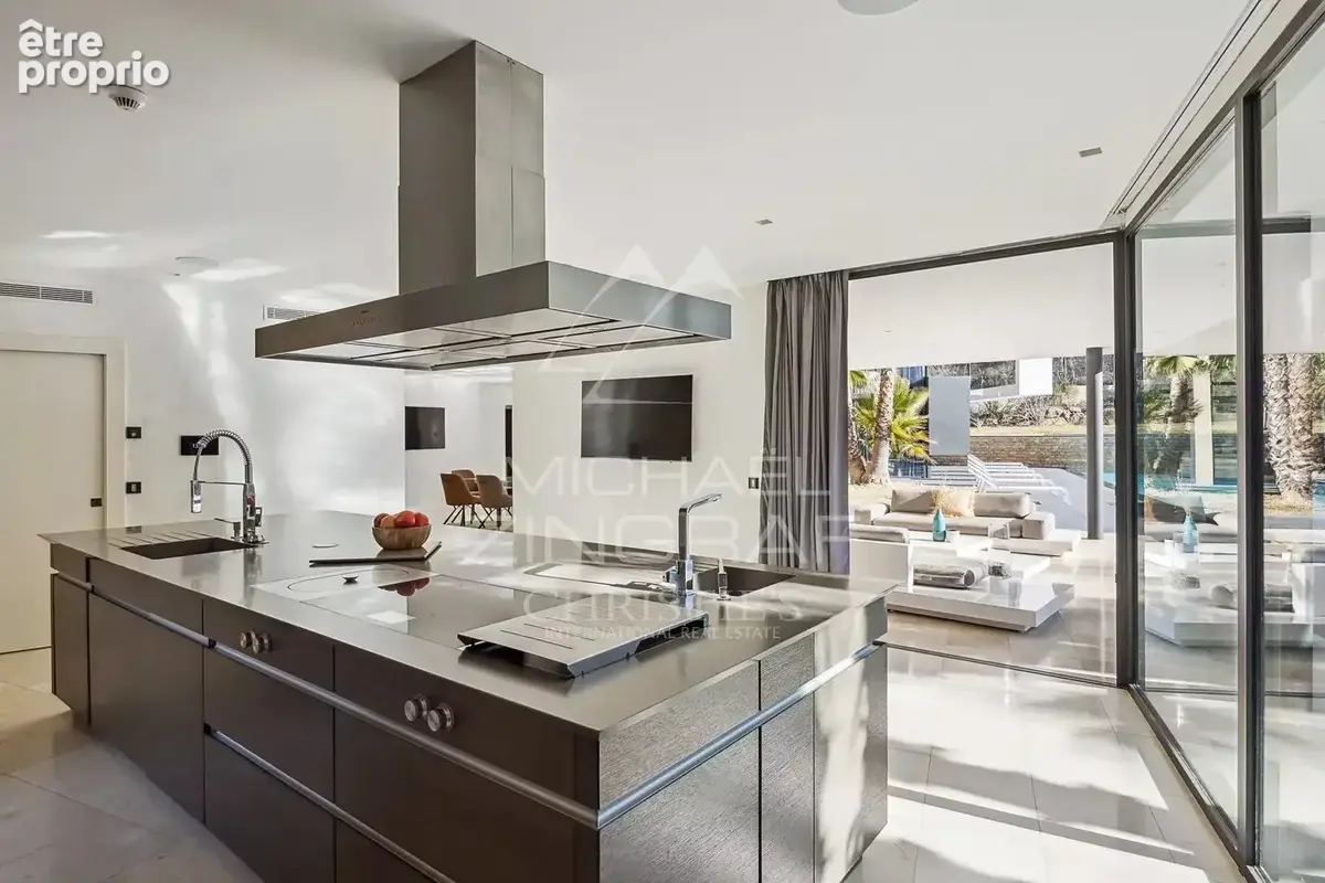Somptueuse villa contemporaine de 500 m² nichée dans un écrin de verdure - photo 5