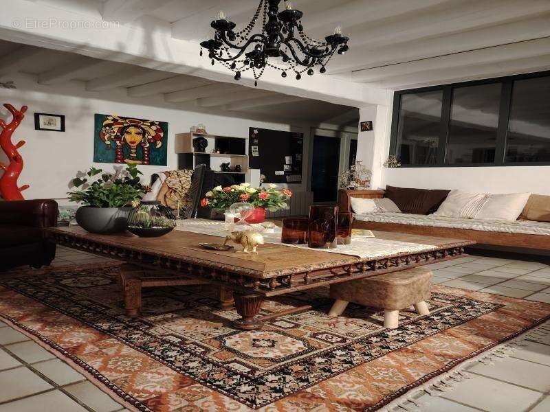 Maison à DAMPIERRE-SUR-AVRE