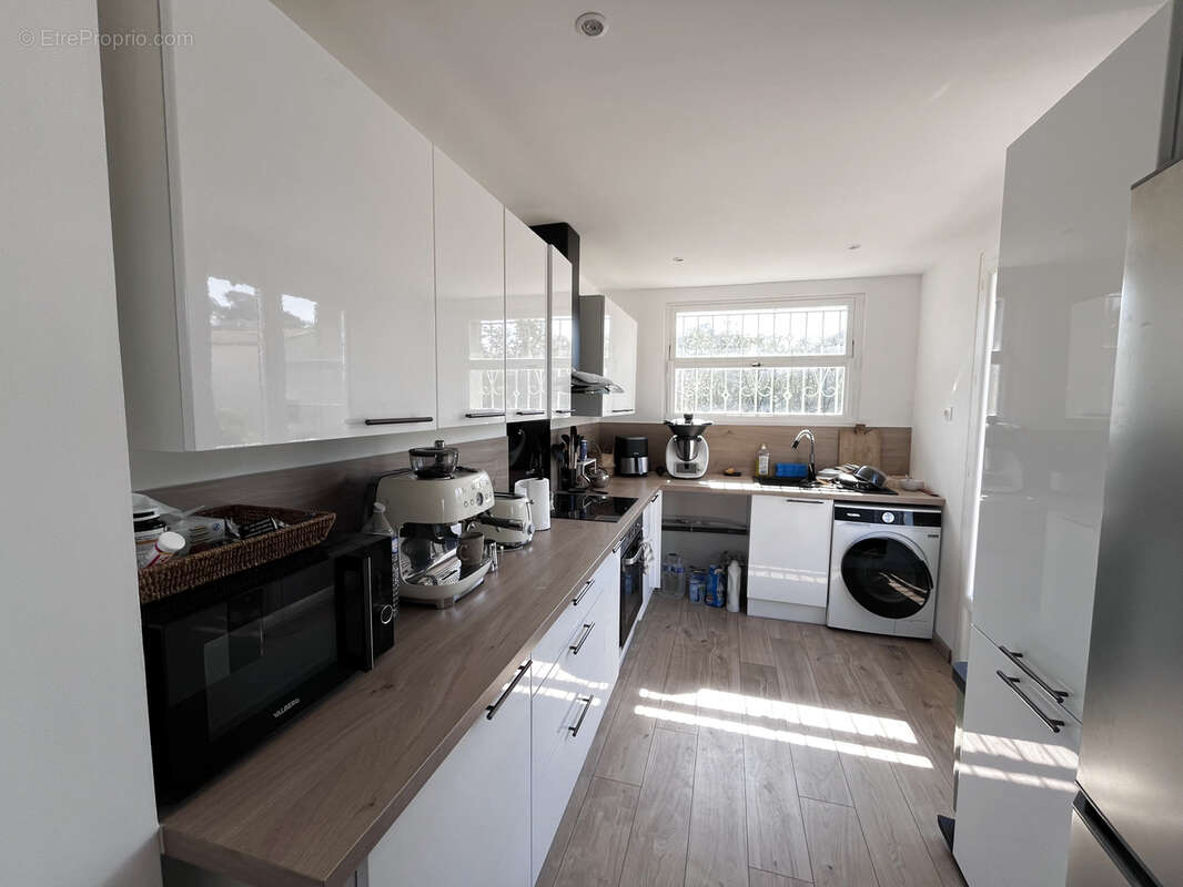 Appartement à SIX-FOURS-LES-PLAGES