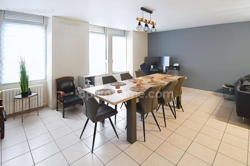 Appartement à LONGLAVILLE