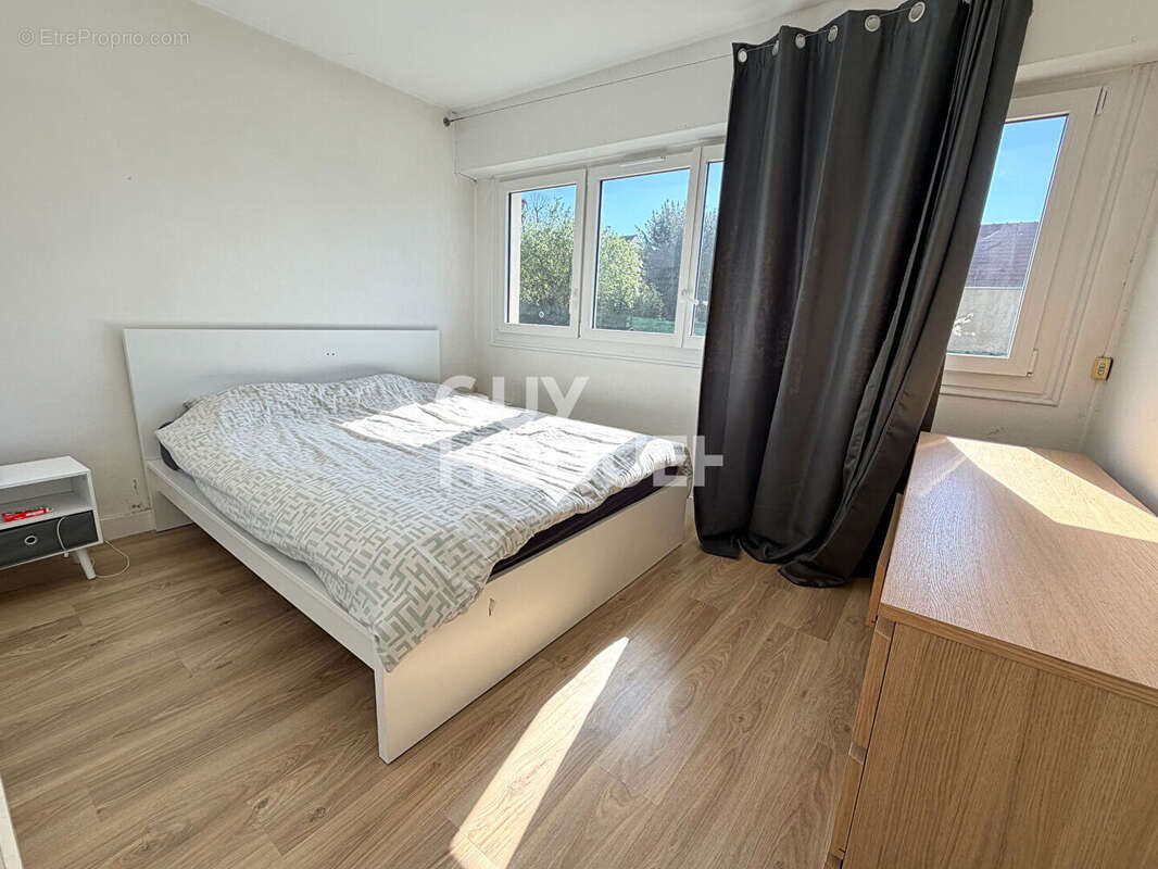 Appartement à MENNECY