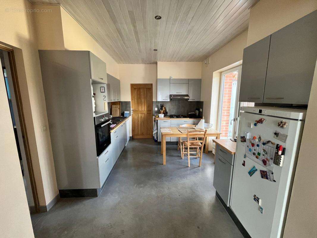 Maison à SAINT-PAUL-LE-JEUNE