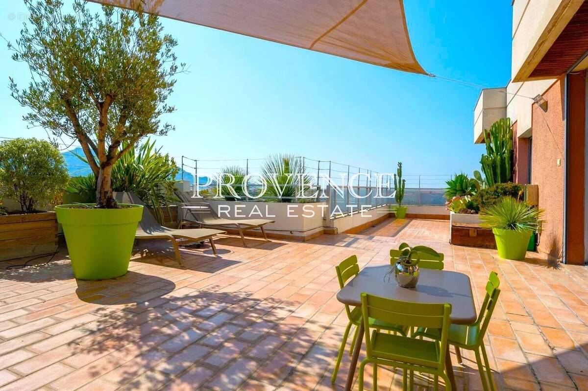 Appartement à MARSEILLE-8E