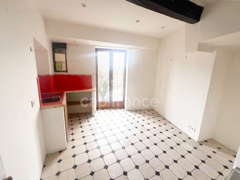 Maison à FORCALQUIER