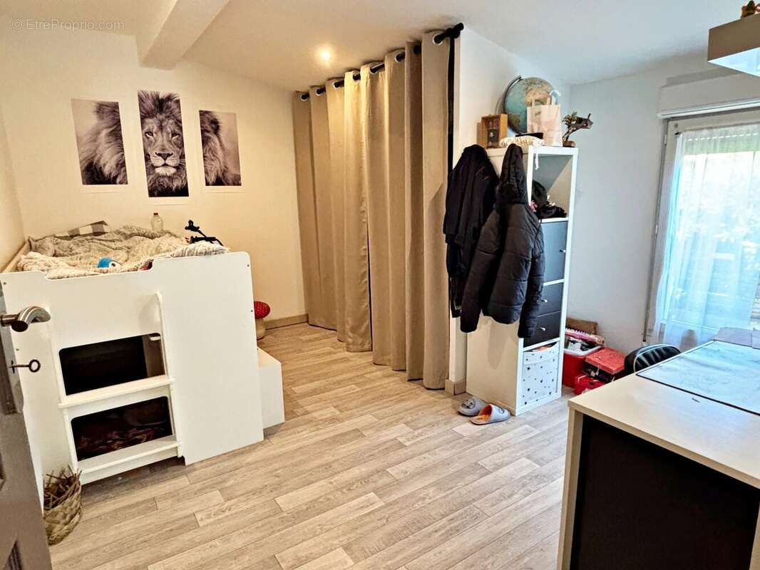 Maison à ROQUEBRUNE-SUR-ARGENS