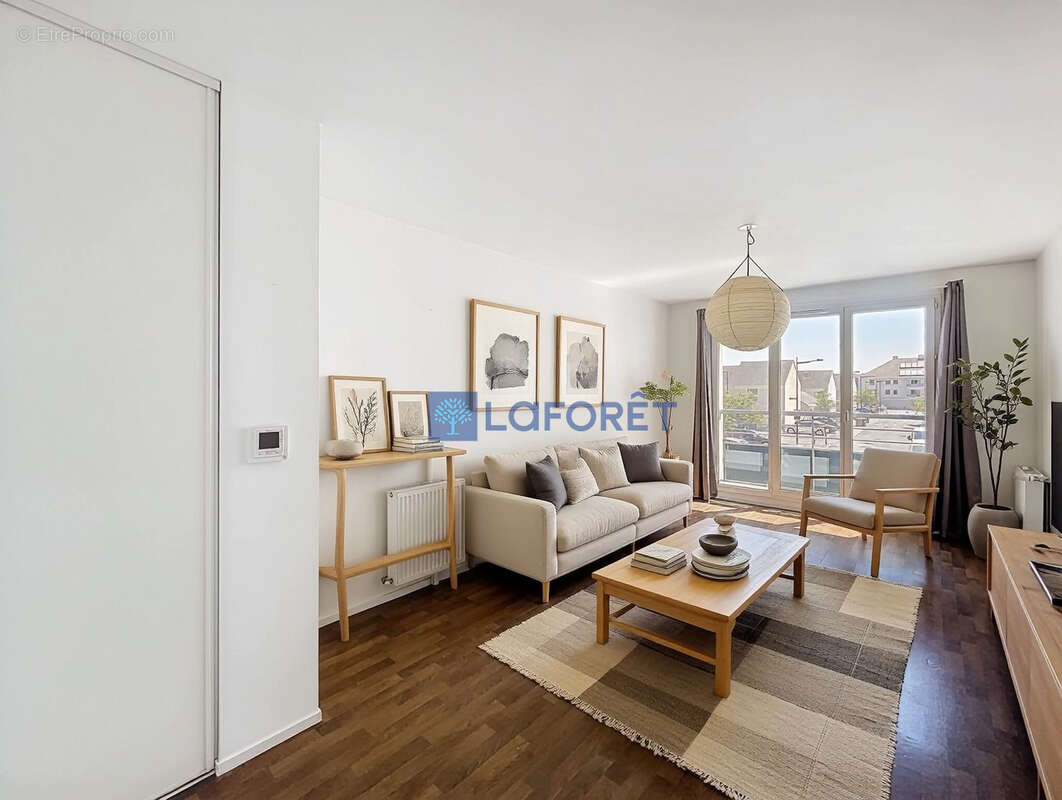 Appartement à SAINT-PIERRE-DU-PERRAY