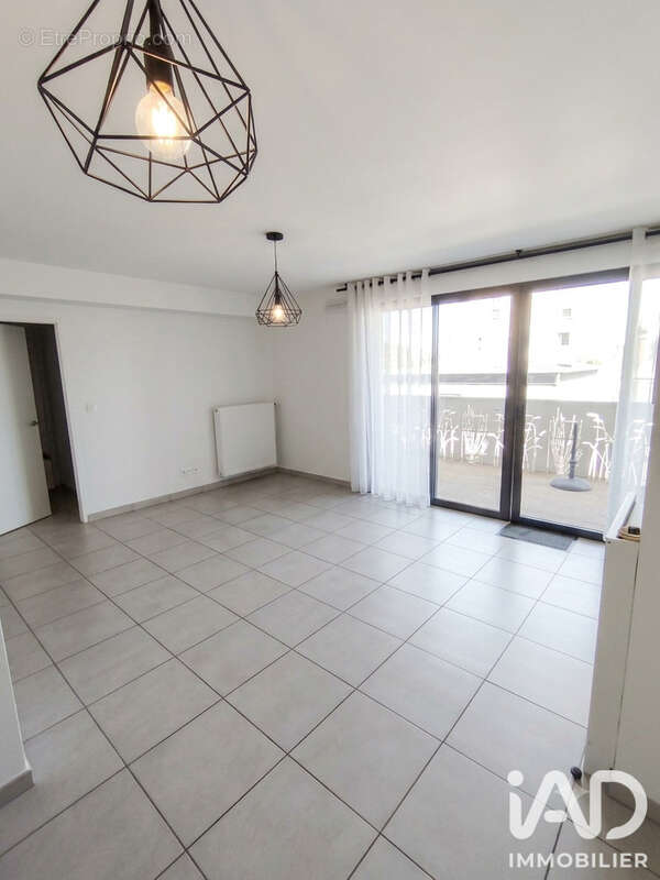 Appartement 63 m² à Tours  - photo 4