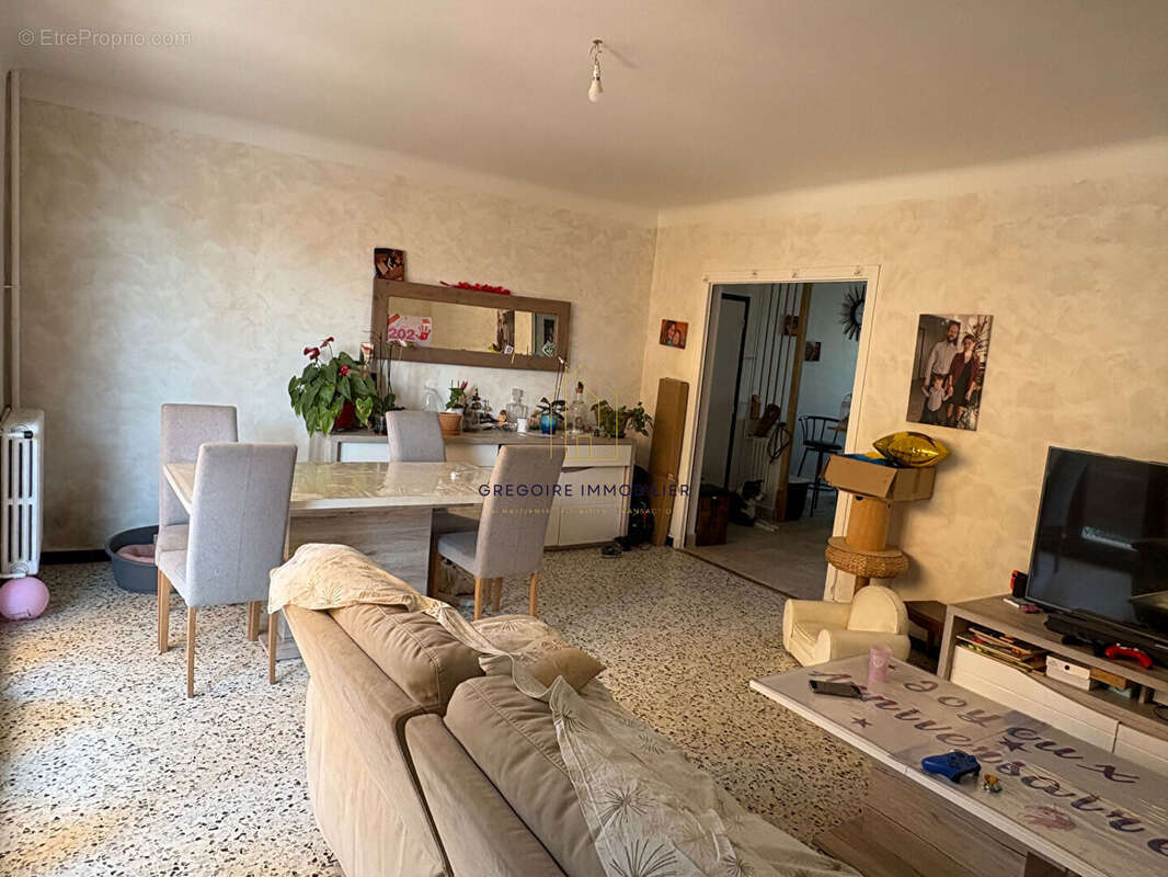 Appartement à PERTUIS