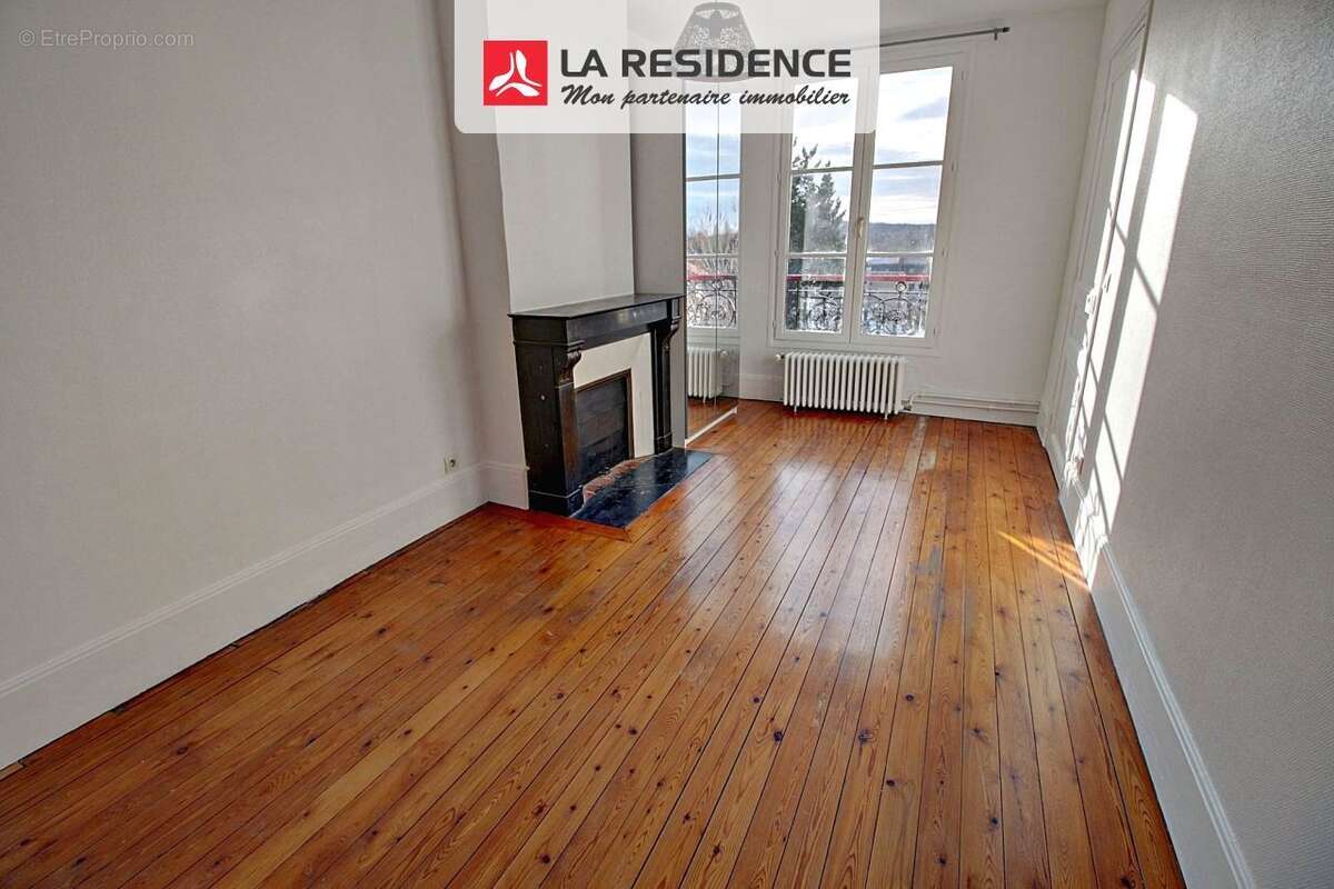Appartement à TRIEL-SUR-SEINE