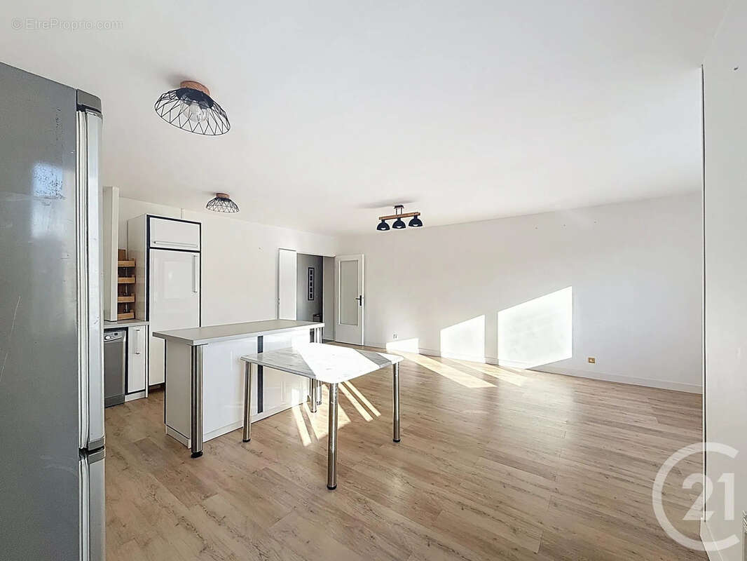 Appartement à LYON-7E