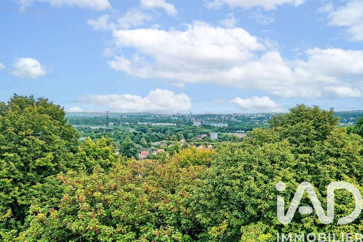 Photo 9 - Appartement à RIS-ORANGIS