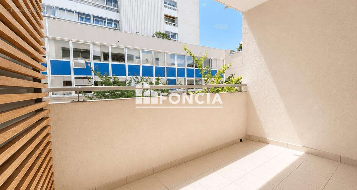 Appartement à NIMES