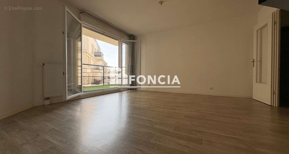 Appartement à ERAGNY