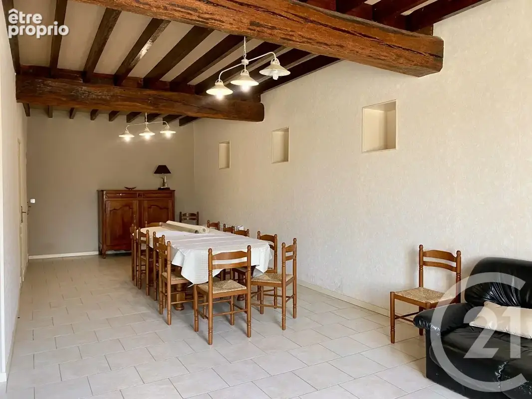 Maison 128 m² à Saint-Amand-En-Puisaye  - photo 3