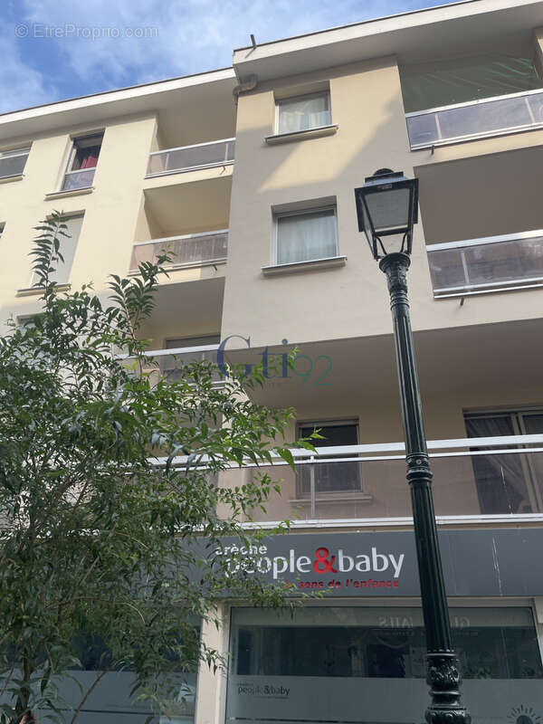 Box sous sol spacieux - photo 2