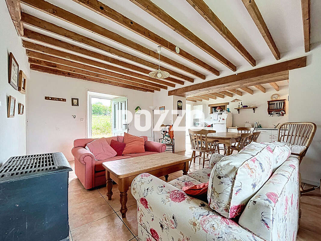 Maison à SAINT-SAMSON-DE-BONFOSSE