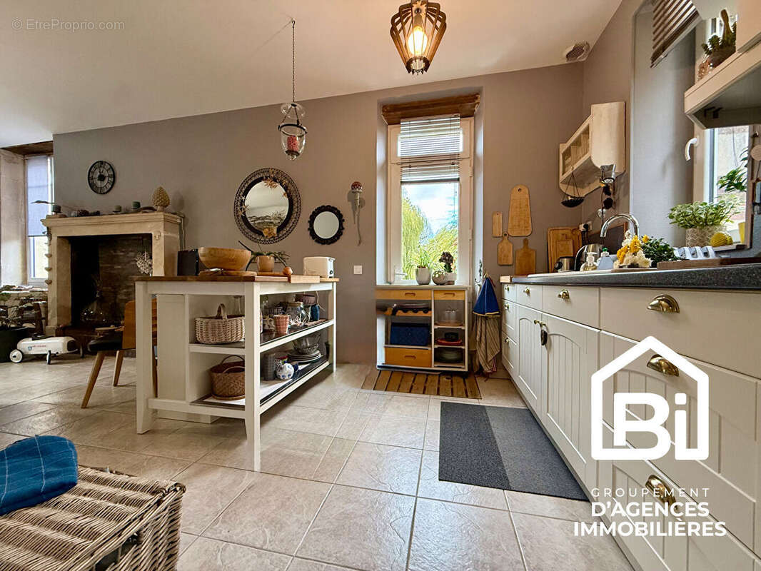 Maison à VILLERS-BOCAGE