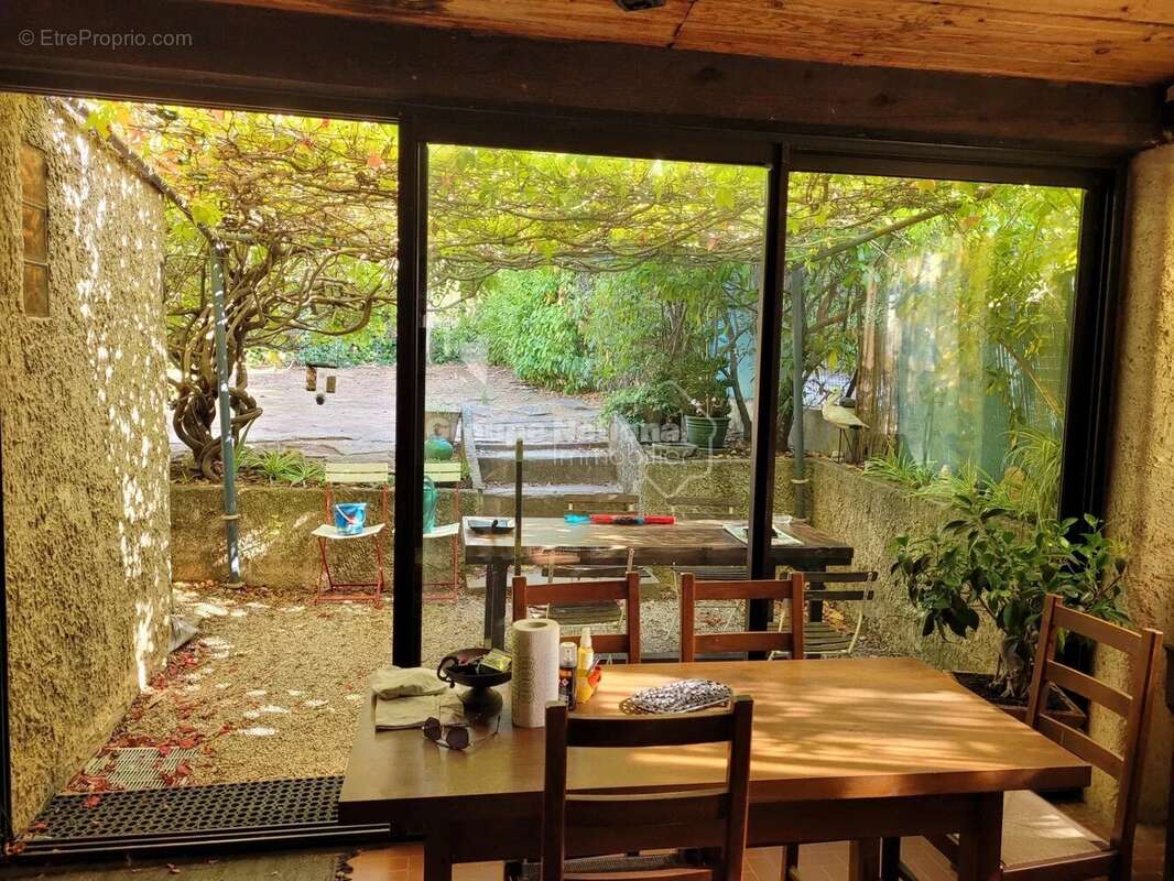 Maison à SIX-FOURS-LES-PLAGES