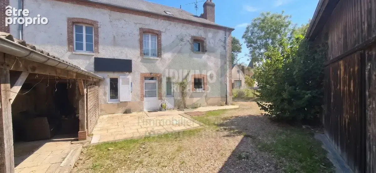 Maison de maître à vendre à Corbeilles-en-Gâtinais (45490)   214 m2, 5 chambres - photo 1