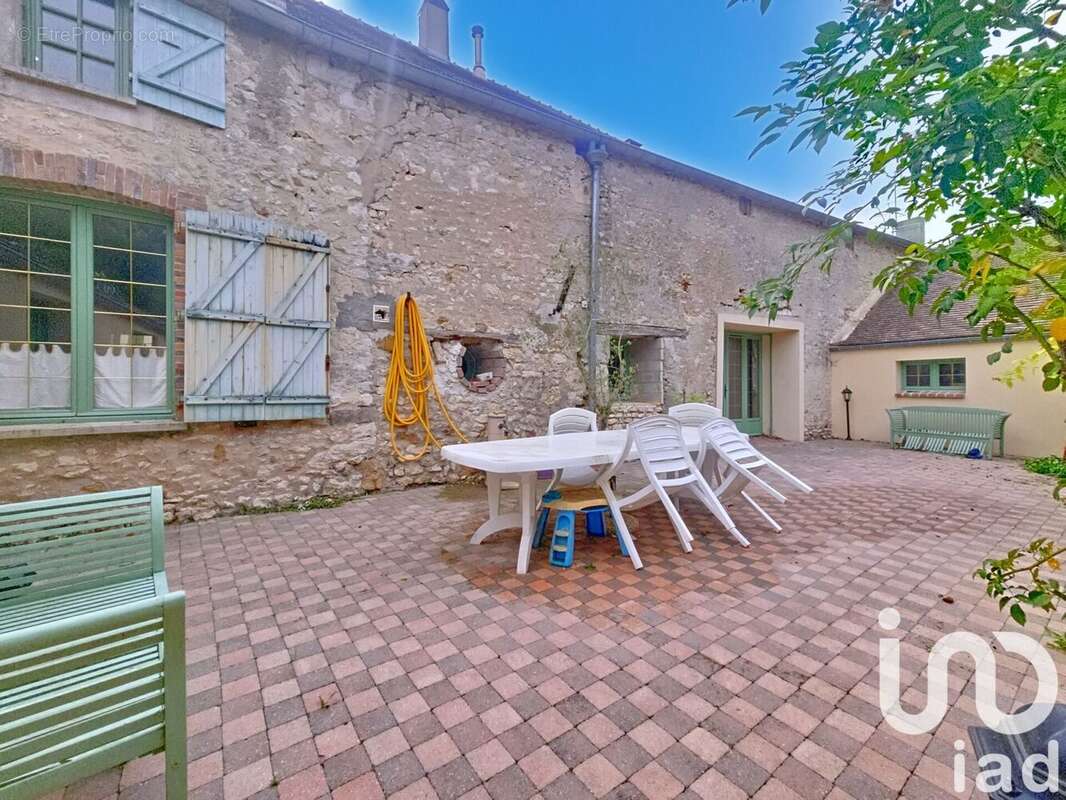 Photo 2 - Maison à MONTIGNY-LENCOUP