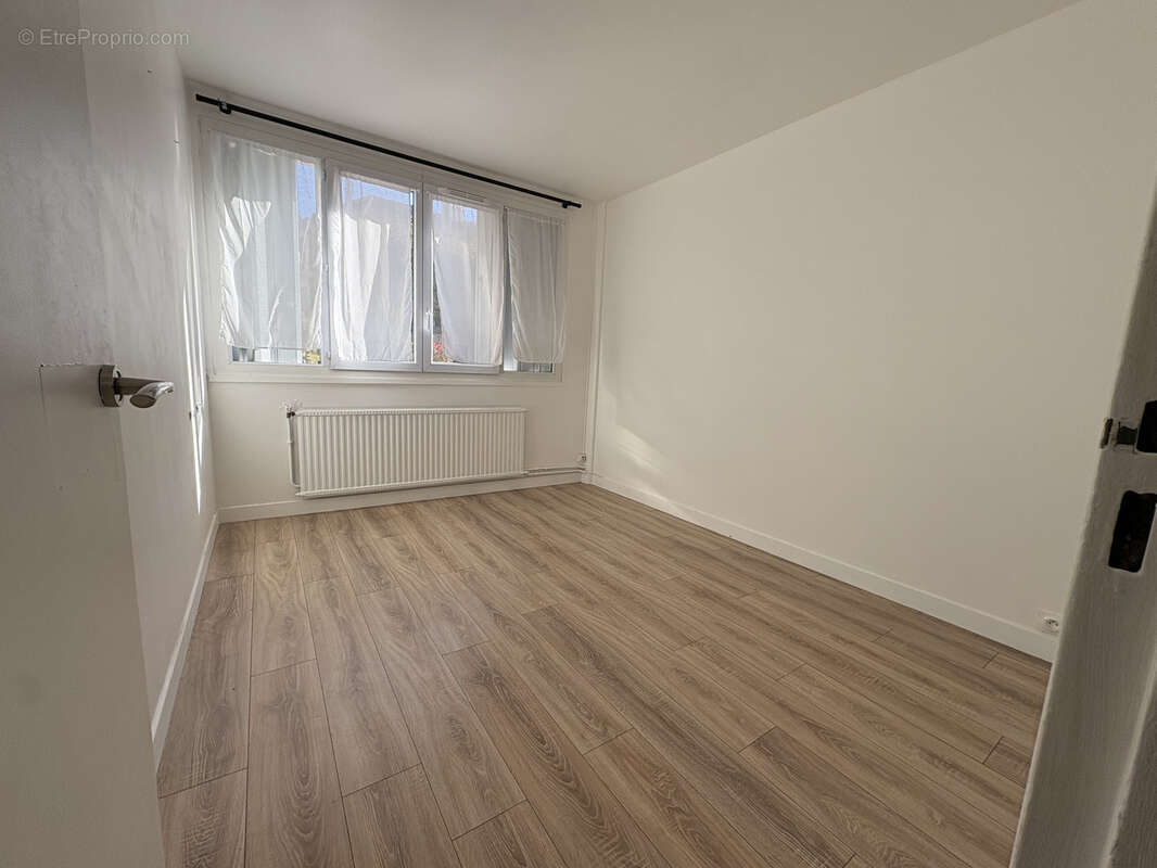 Commerce à JOINVILLE-LE-PONT