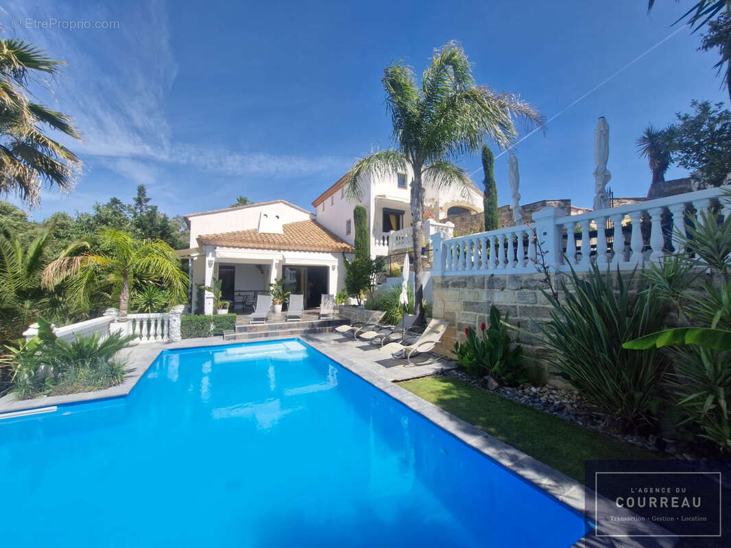 EXCLUSIVITÉ - Pignan  Maison T6 - 180 m2  Vue dégagée  Piscine à débordement - photo 4