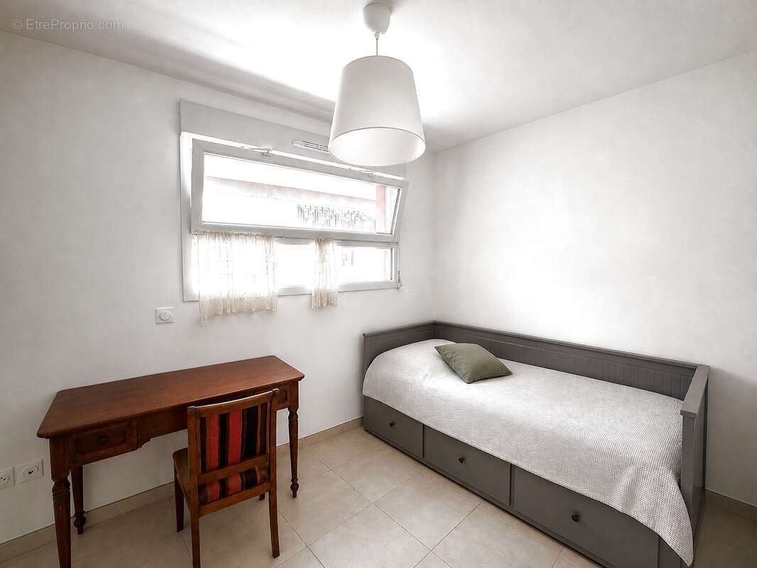 Appartement à MARSEILLE-6E