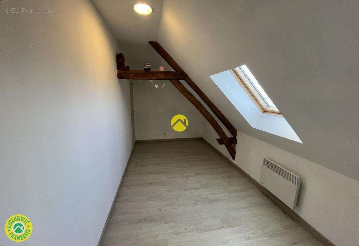 Maison à CHATEAUNEUF-SUR-CHER