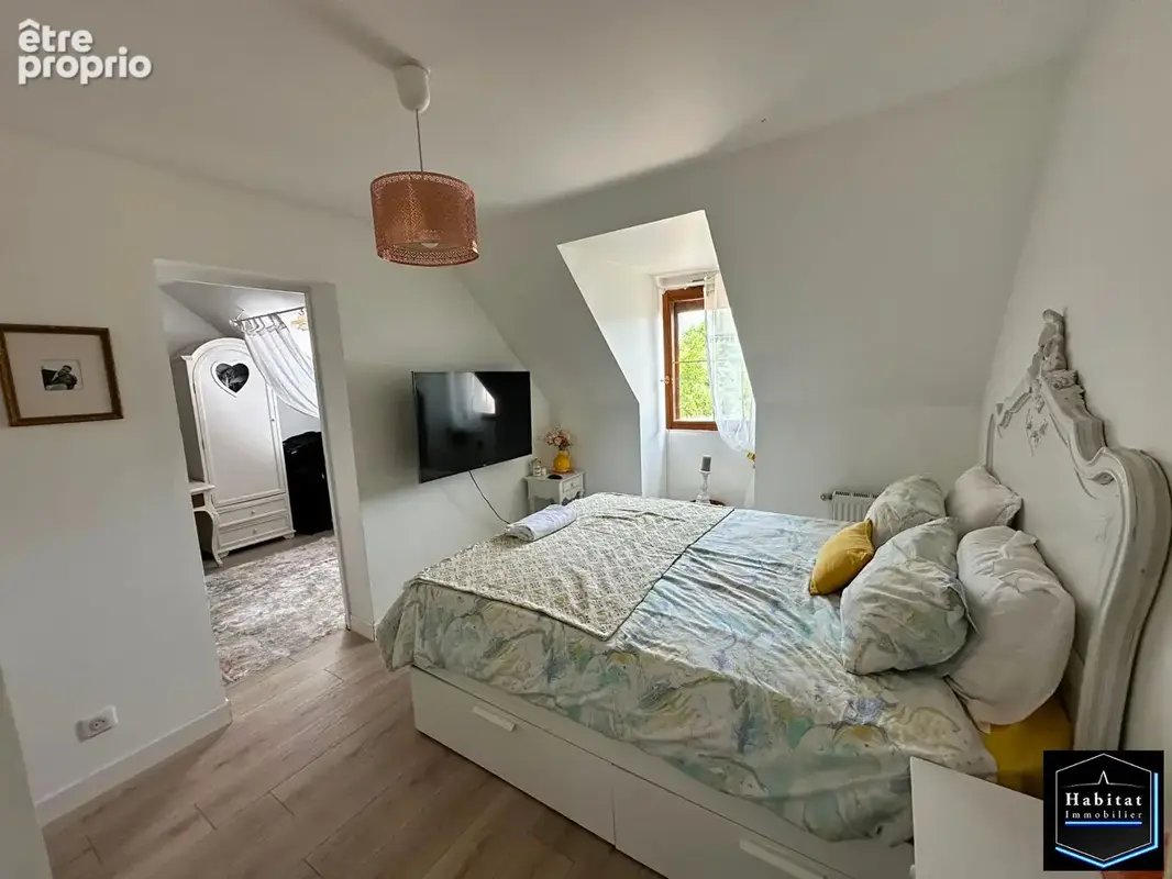 Pavillon - 137 m² - Double garage - Terrain 947m² - photo 4